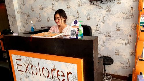 Marina Unisex Saloon & Spa.