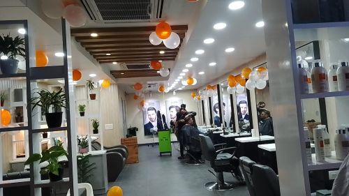 NEW FASHION HAIR CUT SALON