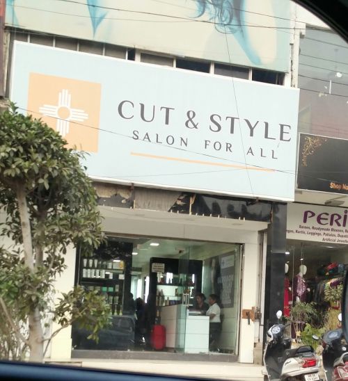 NEW FASHION HAIR CUT SALON
