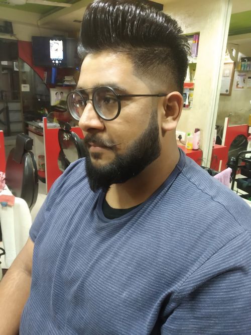 I Max Hair & Skin Care Family Salon