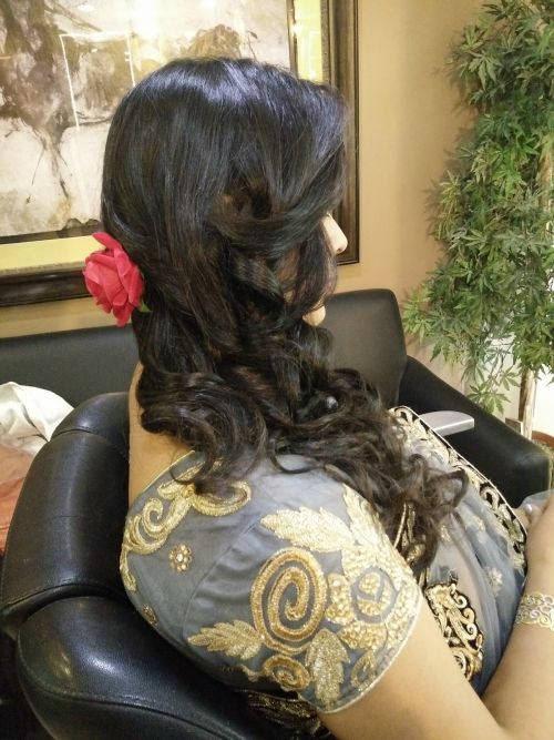 Looks Unisex Salon