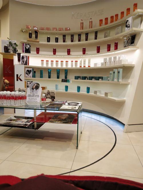 Looks Unisex Salon