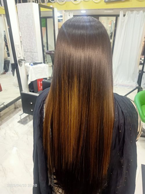 Emblaze Beauty Salon & Spa