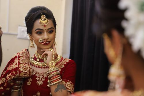 Anmol Beauty Parlour