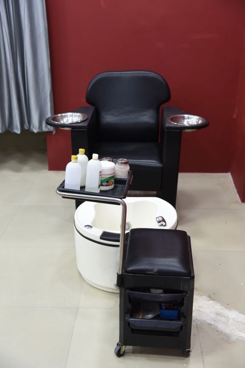 Illsion Unisex Salon