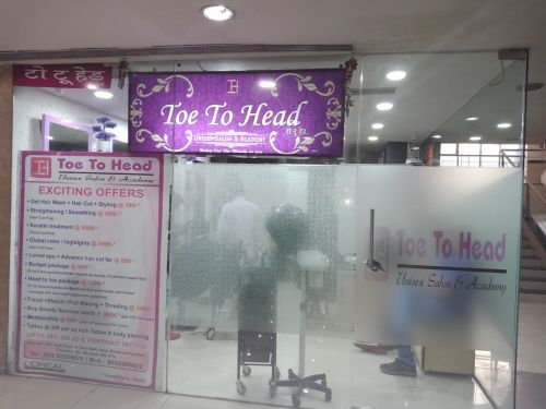 Toe To Head Unisex Salon And Academy