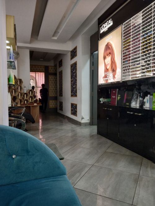 Yash Hair Cutting & Beauty Salon