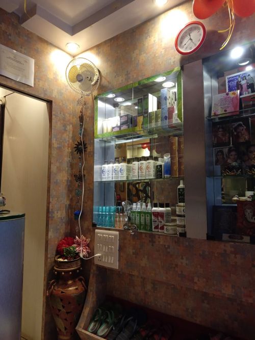 Cindrella Ladies Beauty Parlour