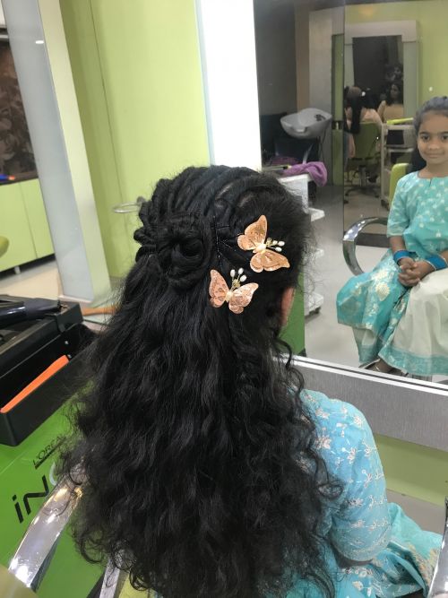 Anushka Salon & Spa