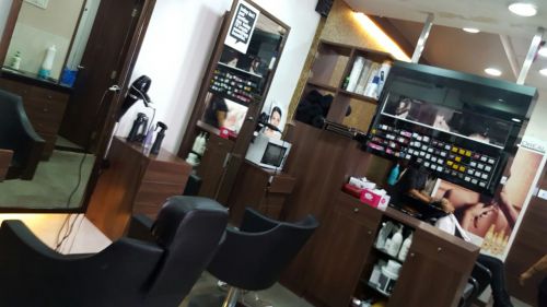 Kapils Salon