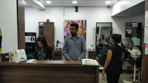 Kapils Salon