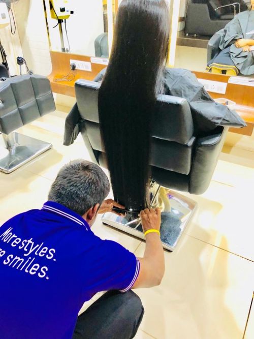 Manjunatha Gents Salon