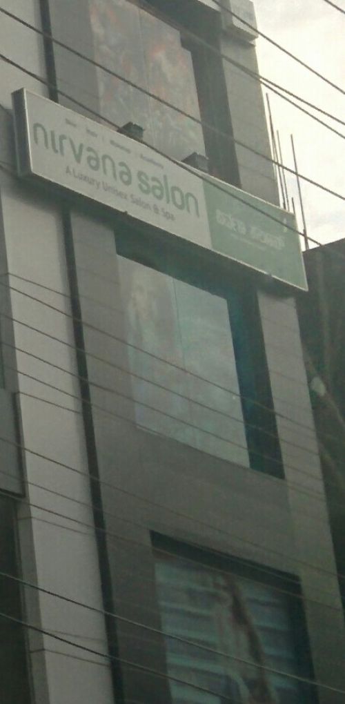 Nirvana Unisex Salon
