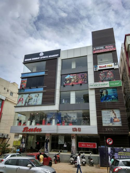 Nirvana Unisex Salon