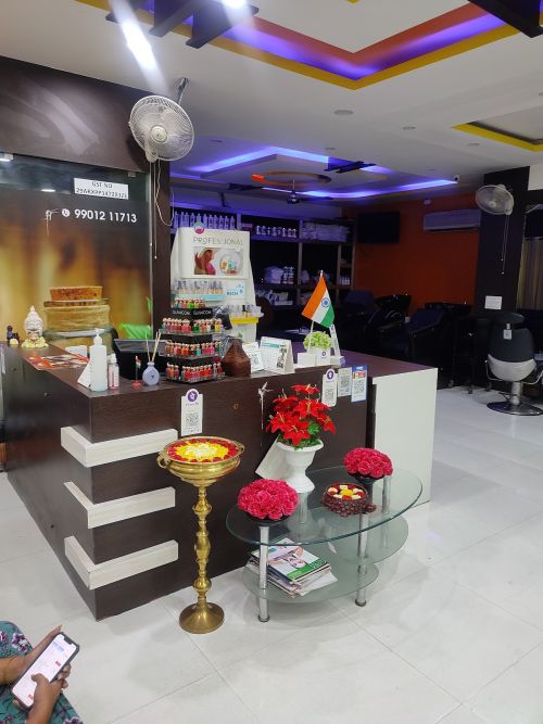 Aha Unisex Salon And Spa