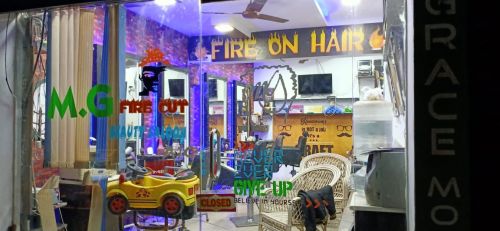 MG Mens Beauty Parlour
