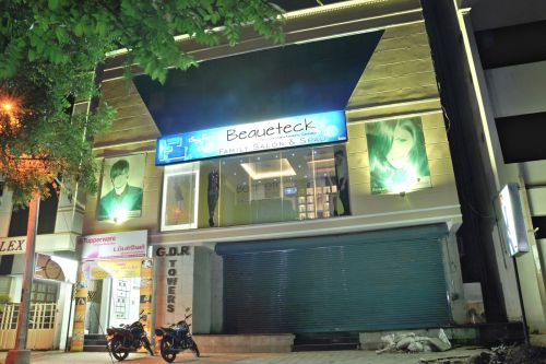 Beaueteck Family Salon & Spa