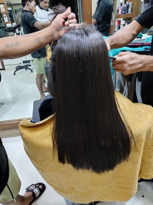 D5n Unisex Salon And Spa
