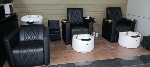 Portfolio image from Naturals Family Saloon & Spa