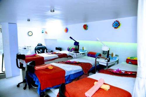 Manankita Beauty Parlour