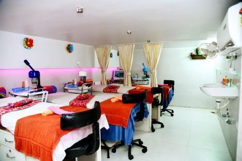 Manankita Beauty Parlour