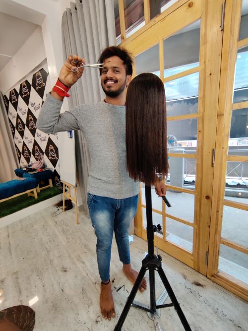 Queens Beauty Parlour