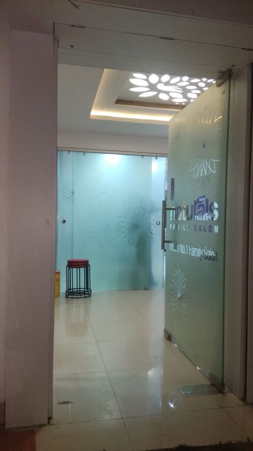 Sirius Beauty Parlour
