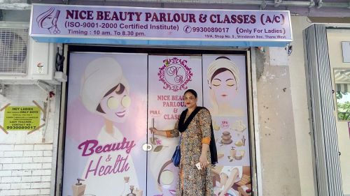 beauty parlor