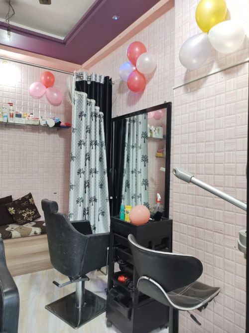 Hair Reflection Family Salon & Spa