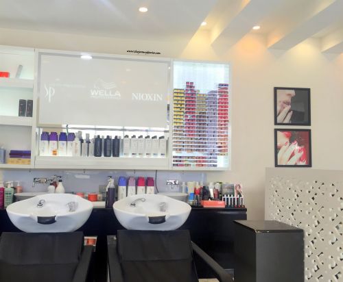 Silk Premium Salon