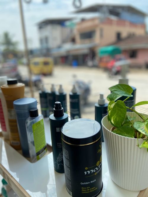 Manisha Beauty Parlour
