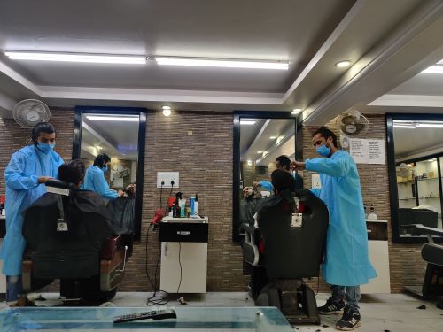 Alex Unisex Hair And Beauty Salon