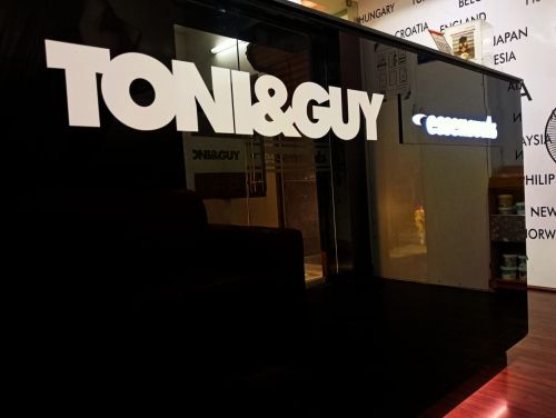 Essensuals Hair Dressing By Toni & Guy
