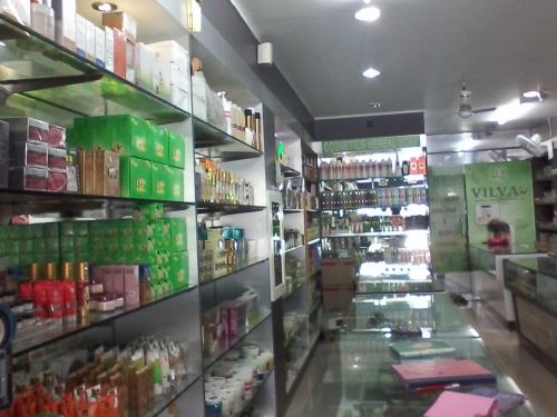 Femina Hi Tech Herbal Beauty Parlour & Training Institute