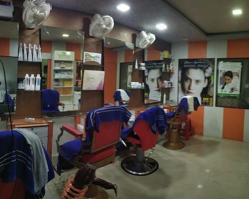 Puja Beauty Parlour