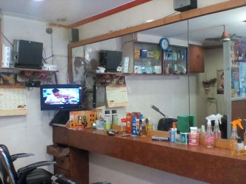 NEW RAMESH GENTS BEAUTY SALOON
