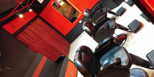 Spartans Unisex Hairstyles Saloon
