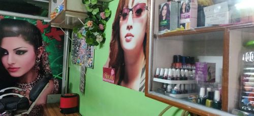 Momins Beauty Parlour