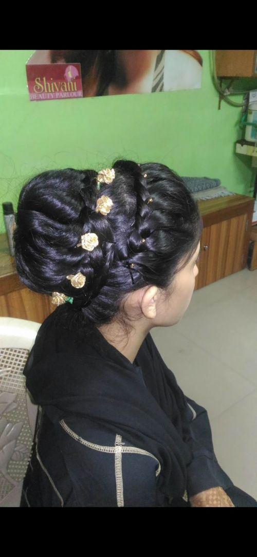 Momins Beauty Parlour