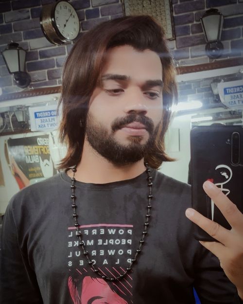 Aaina Gents Parlour