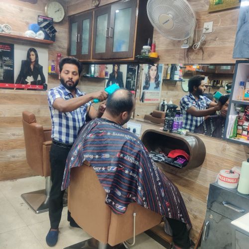 Roxy Salon Unisex Salon