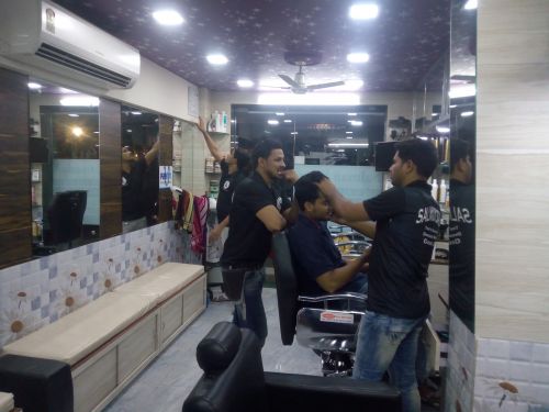 Alis Mens Parlour