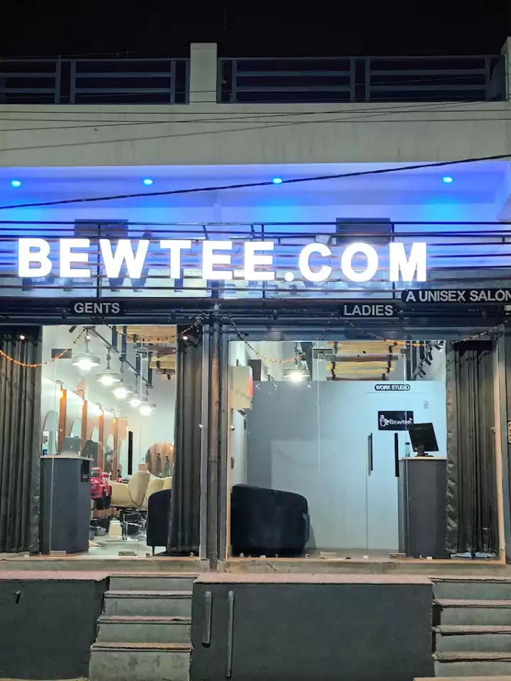 A Small Village. 3,000+ Online Bookings. Bewtee Is Changing How Small-Town India Gets Beautiful.