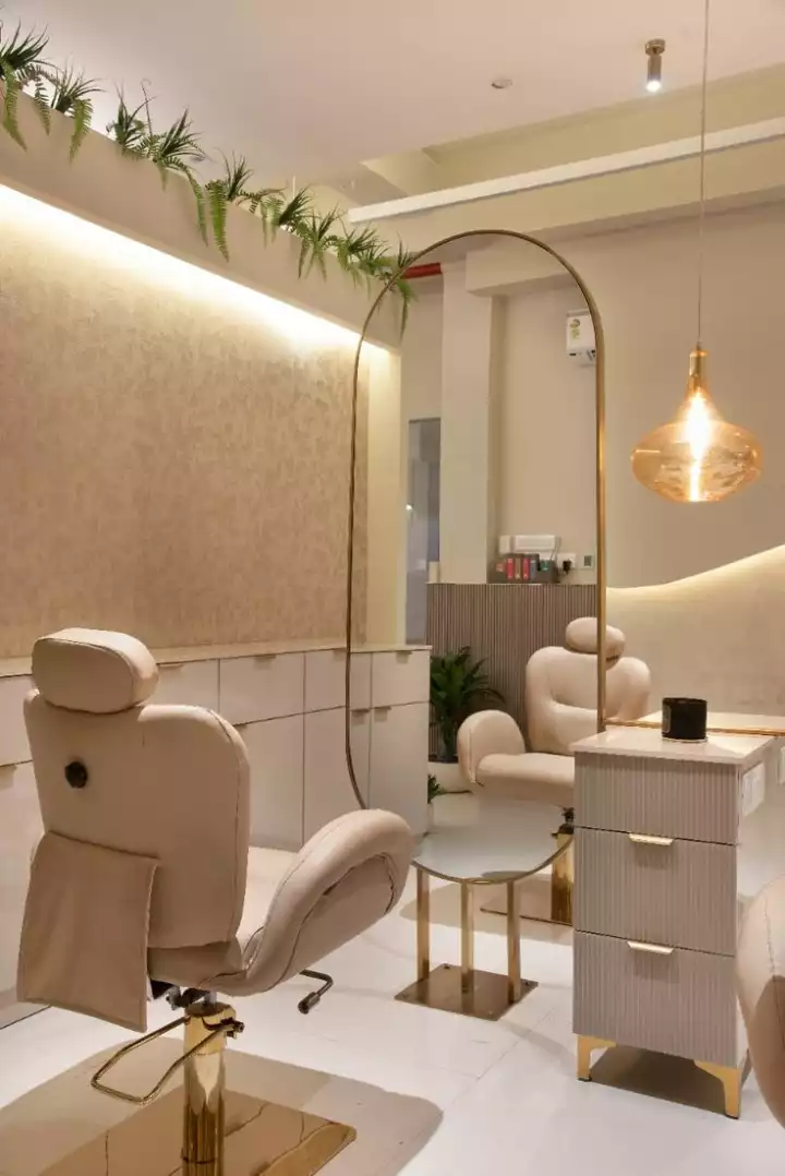 Cream Leatherette Gold Arch Indian Salon