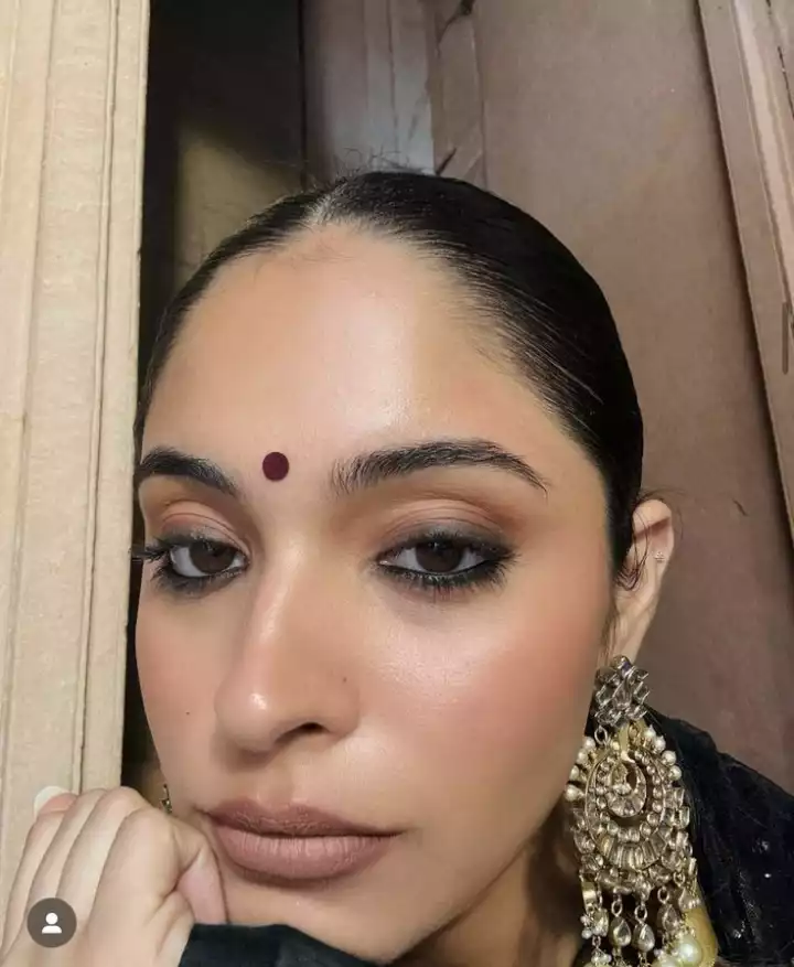 No Makeup Look