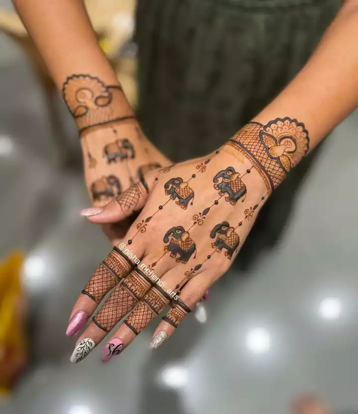 Amazing 20 Mehndi design for Hatheli to try for ladies